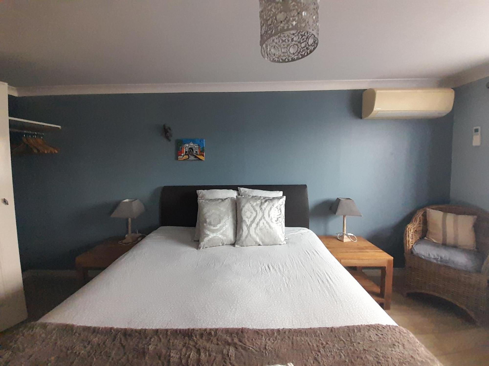 Bed and Breakfast Juliette'S Ипр Экстерьер фото