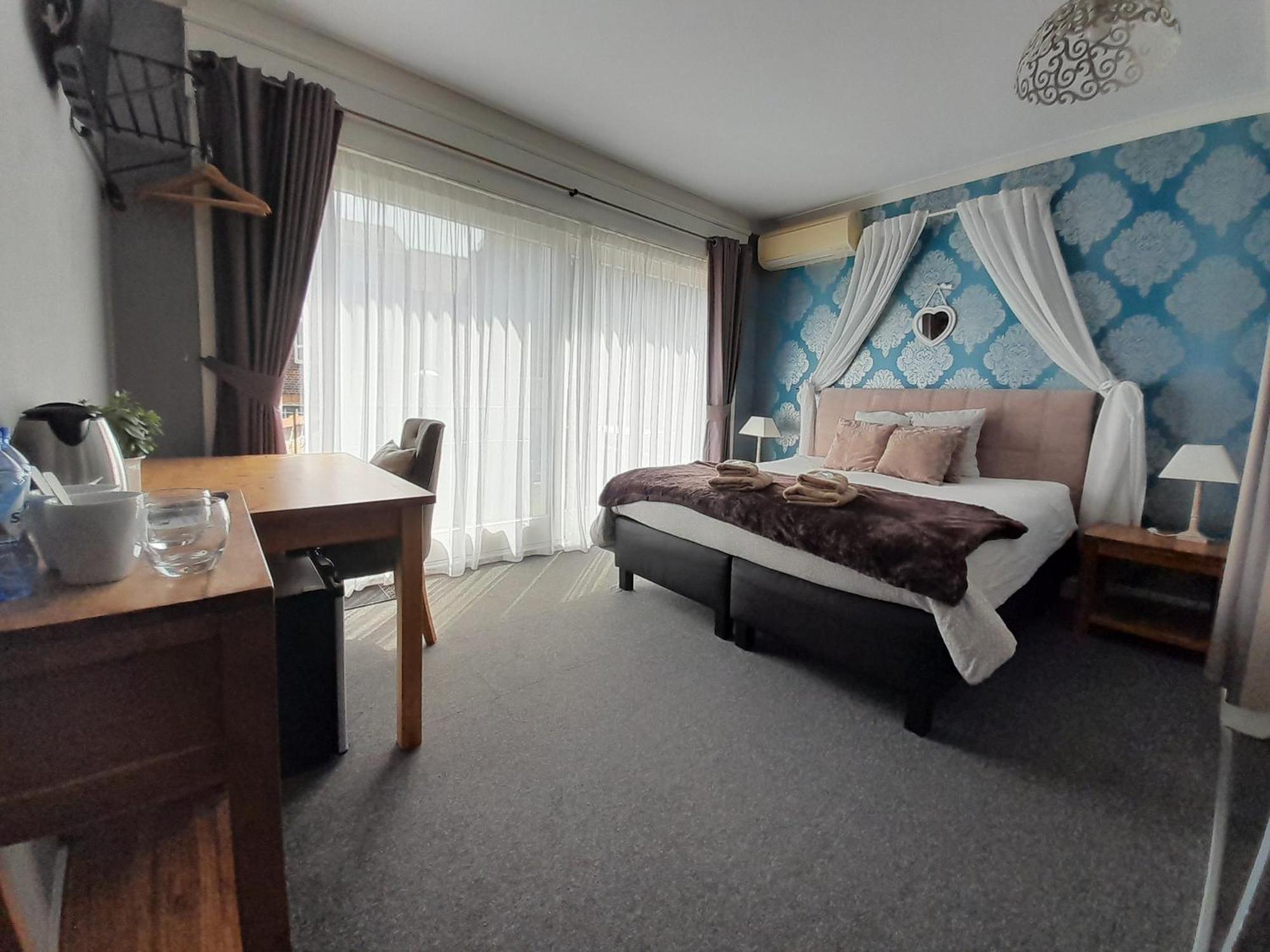 Bed and Breakfast Juliette'S Ипр Экстерьер фото